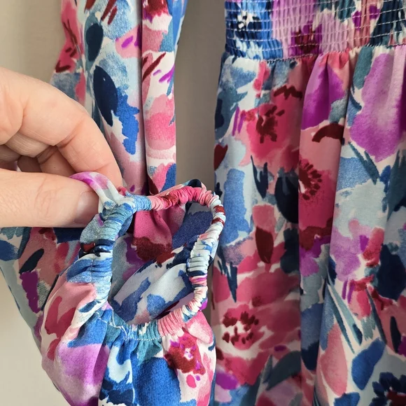 Molly Bracken Vibrant Floral Dress - Picture 2 of 5